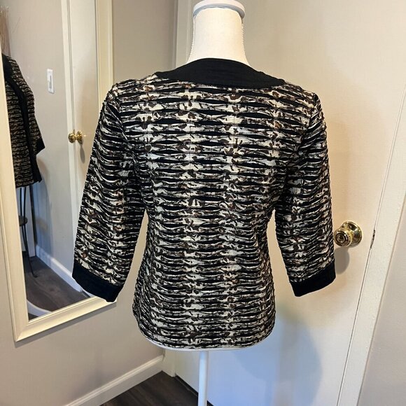Chico's Animal Print 3/4 Sleeve Button Front Cotton Jacket, Size 1 (US 8/Med) - Picture 11 of 16